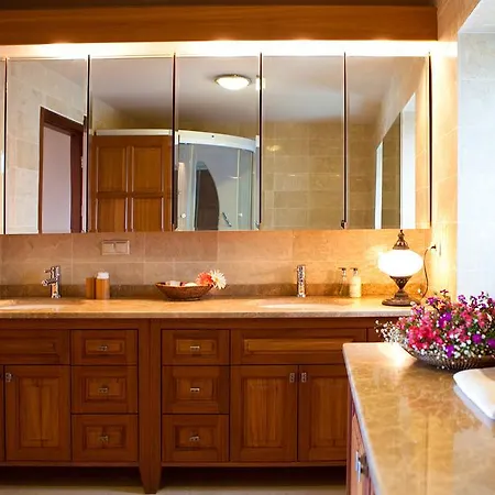 Villa Vista *